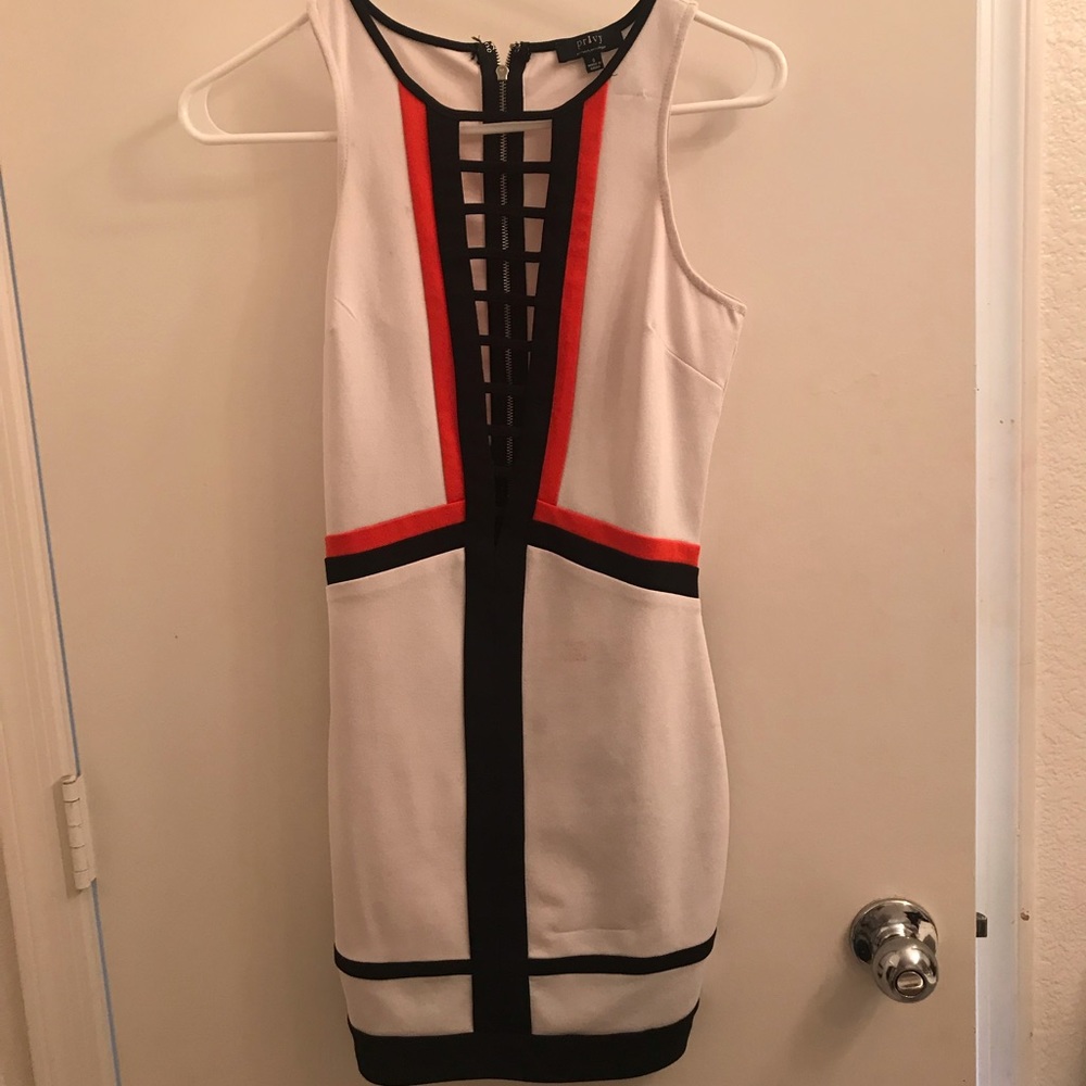 Dress - Picture 1 of 2